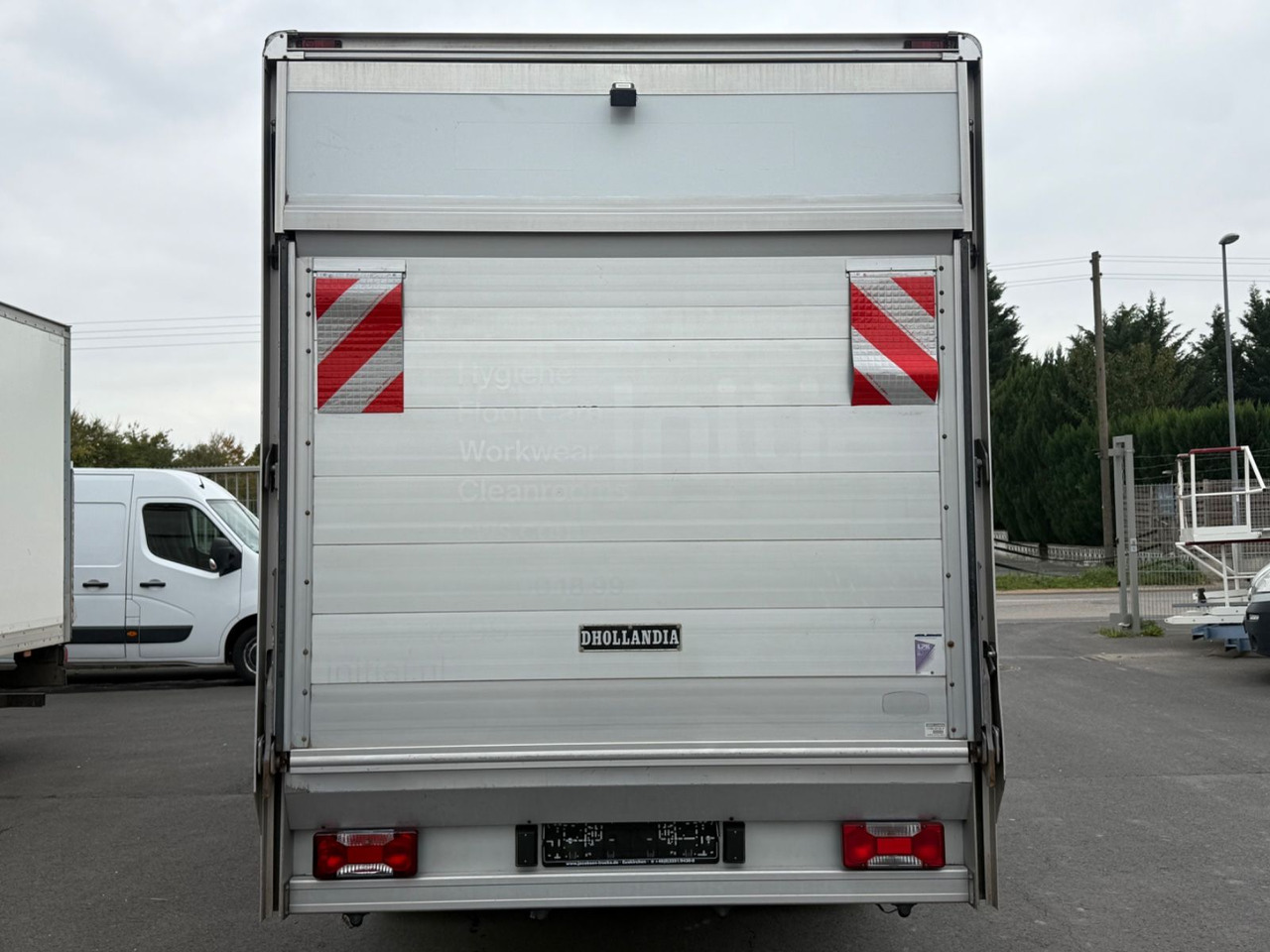 Iveco Daily 70C18 HiMatic / Luft/ Lbw./ Klima/ E6/ Top - Furgoneta caja cerrada: foto 5 Iveco Daily 70C18 HiMatic / Luft/ Lbw./ Klima/ E6/ Top - Furgoneta caja cerrada: foto 5