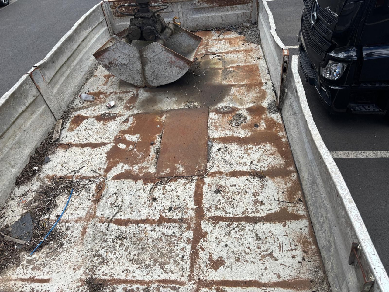 Camión volquete, Camión grúa Iveco Eurocargo ML120E21 /Kipper/ Kran/ kein Brief!: foto 7 Camión volquete, Camión grúa Iveco Eurocargo ML120E21 /Kipper/ Kran/ kein Brief!: foto 7