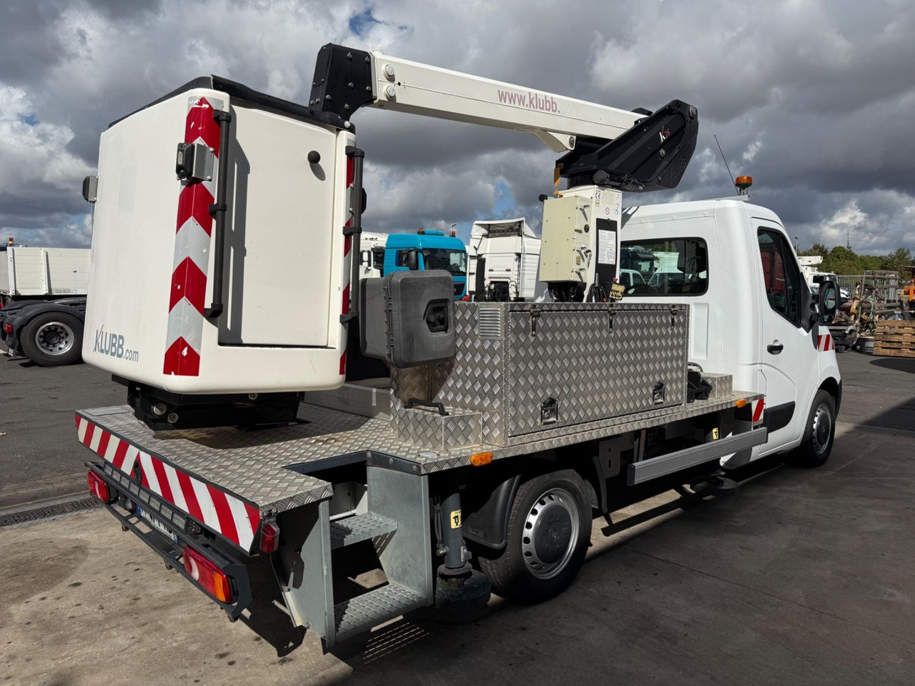 Renault Master III Steiger Klubb K26 / 11,2m / 200Kg - Camión con plataforma elevadora: foto 5 Renault Master III Steiger Klubb K26 / 11,2m / 200Kg - Camión con plataforma elevadora: foto 5