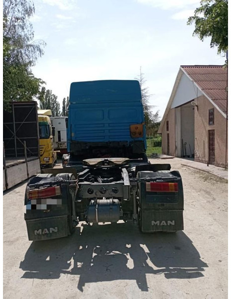 MAN 19.414 F2000 - Cabeza tractora: foto 5 MAN 19.414 F2000 - Cabeza tractora: foto 5