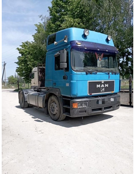 MAN 19.414 F2000 - Cabeza tractora: foto 3 MAN 19.414 F2000 - Cabeza tractora: foto 3
