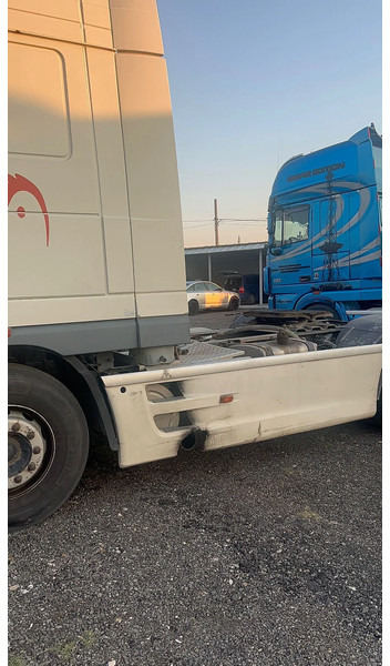 DAF 95.480 XF95.480 AUTOMATIC - Tractor industrial: foto 4 DAF 95.480 XF95.480 AUTOMATIC - Tractor industrial: foto 4