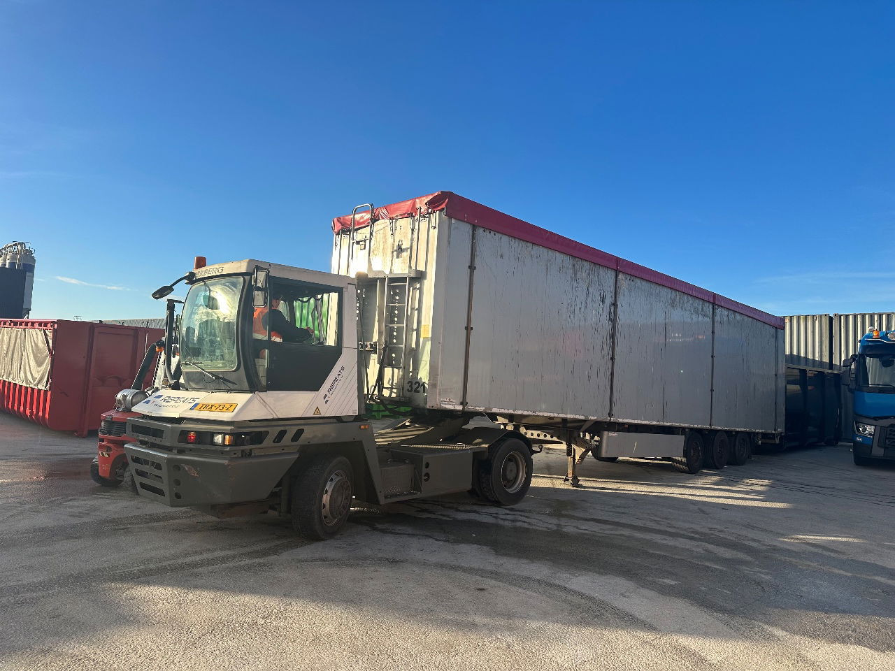 H&W Hdwkss38 - Semirremolque piso movil: foto 1 H&W Hdwkss38 - Semirremolque piso movil: foto 1