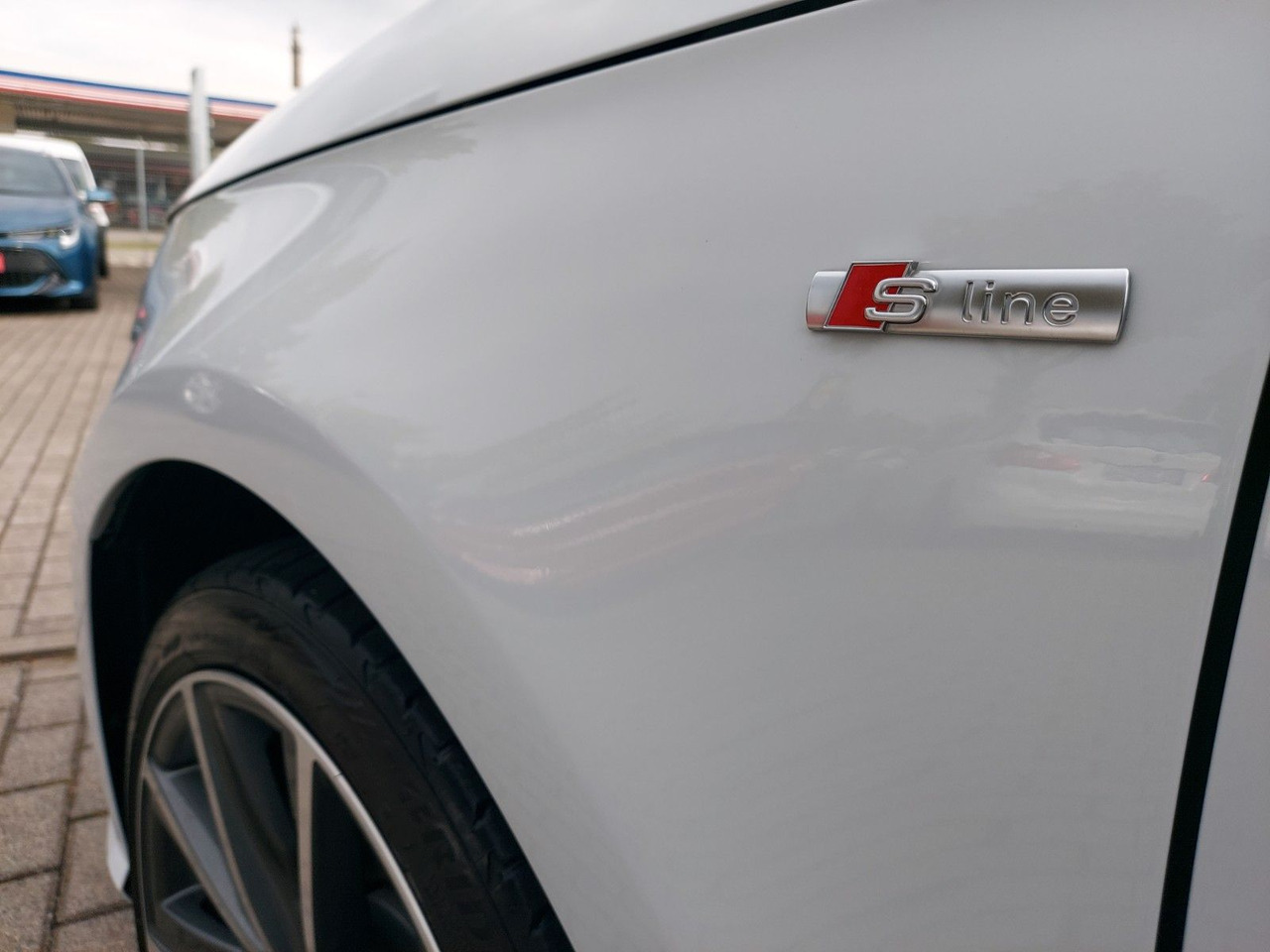 Audi A1 Sportback sport S-Line Pano Bose Xenon DAB - Sedan: foto 4 Audi A1 Sportback sport S-Line Pano Bose Xenon DAB - Sedan: foto 4