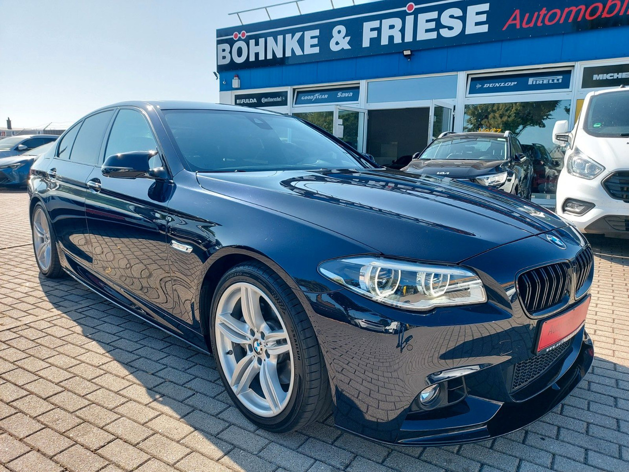 BMW 550i Limousine Autom. M-Sport HUD Glasdach H&K - Sedan: foto 1 BMW 550i Limousine Autom. M-Sport HUD Glasdach H&K - Sedan: foto 1