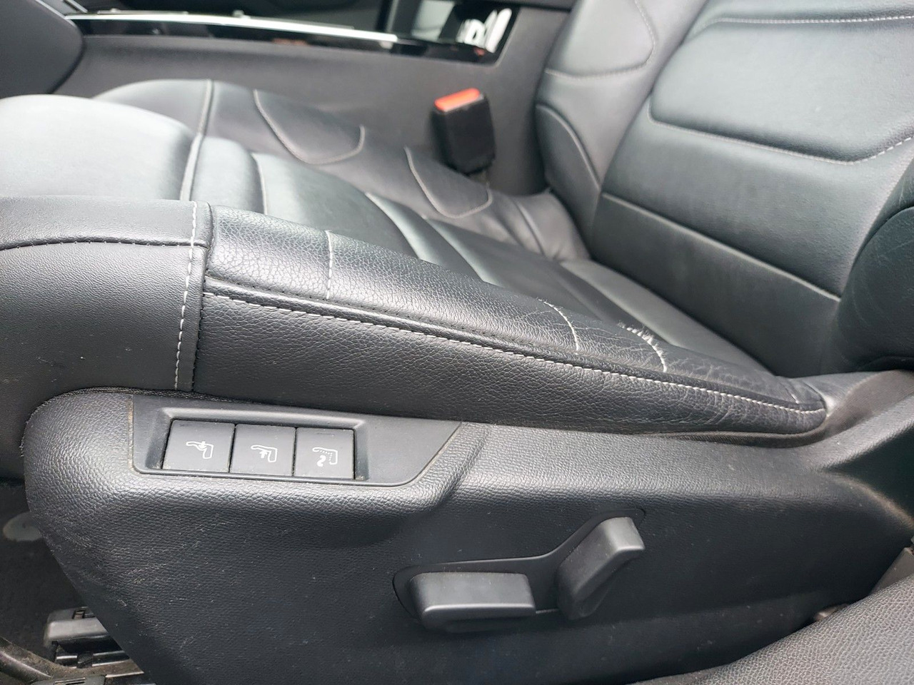 SUV/ Todoterreno Citroën C4 Lim. Shine Automatik Leder Navi LED uvm.: foto 10