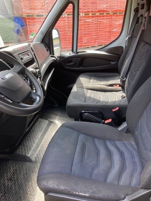 Iveco Daily 35s16 KOFFER LBW KLIMA - Furgoneta caja cerrada: foto 5 Iveco Daily 35s16 KOFFER LBW KLIMA - Furgoneta caja cerrada: foto 5