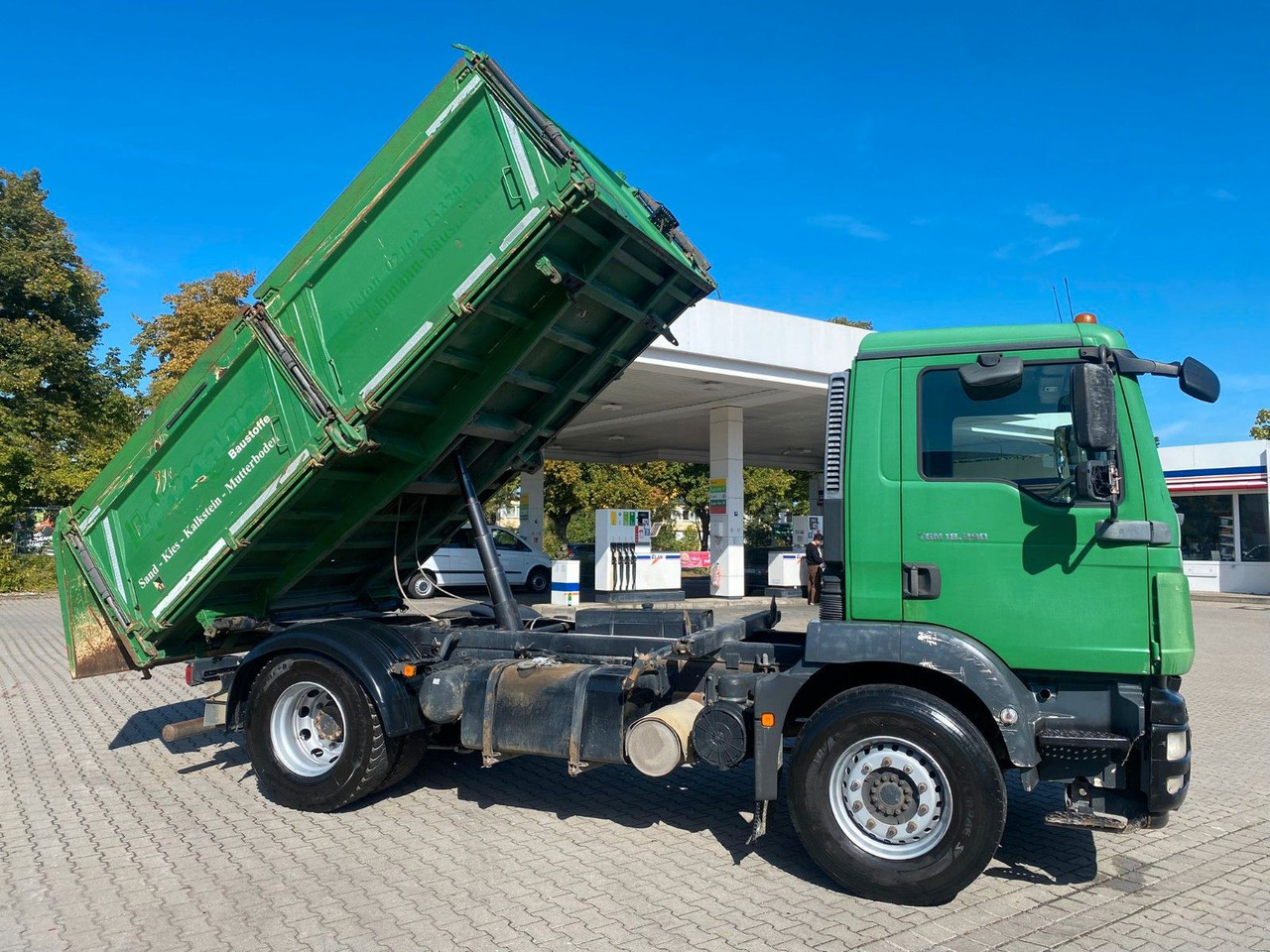 MAN TGM 18.290 4X4 ALLRAD KLIMA DREISEITENKIPPER - Camión volquete: foto 1 MAN TGM 18.290 4X4 ALLRAD KLIMA DREISEITENKIPPER - Camión volquete: foto 1