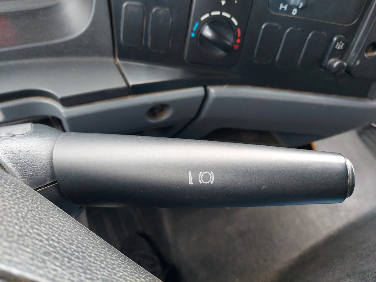 Camión volquete, Camión grúa Mercedes-Benz Atego 2 4-Zyl. 4x2 918 4x2 MEILLER HIAB066 Kran: foto 25 Camión volquete, Camión grúa Mercedes-Benz Atego 2 4-Zyl. 4x2 918 4x2 MEILLER HIAB066 Kran: foto 25