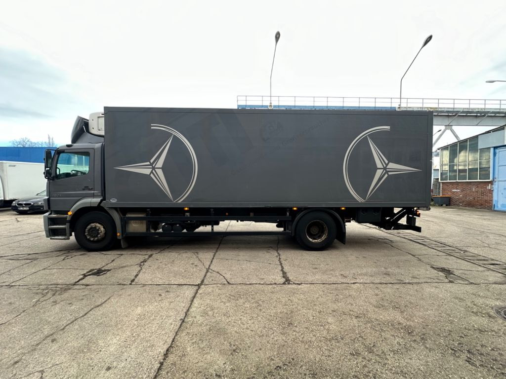Mercedes-Benz Axor 1824 EURO 5 CARRIER TIEFKÜHLER 3 KAMERN - Camión frigorífico: foto 4 Mercedes-Benz Axor 1824 EURO 5 CARRIER TIEFKÜHLER 3 KAMERN - Camión frigorífico: foto 4