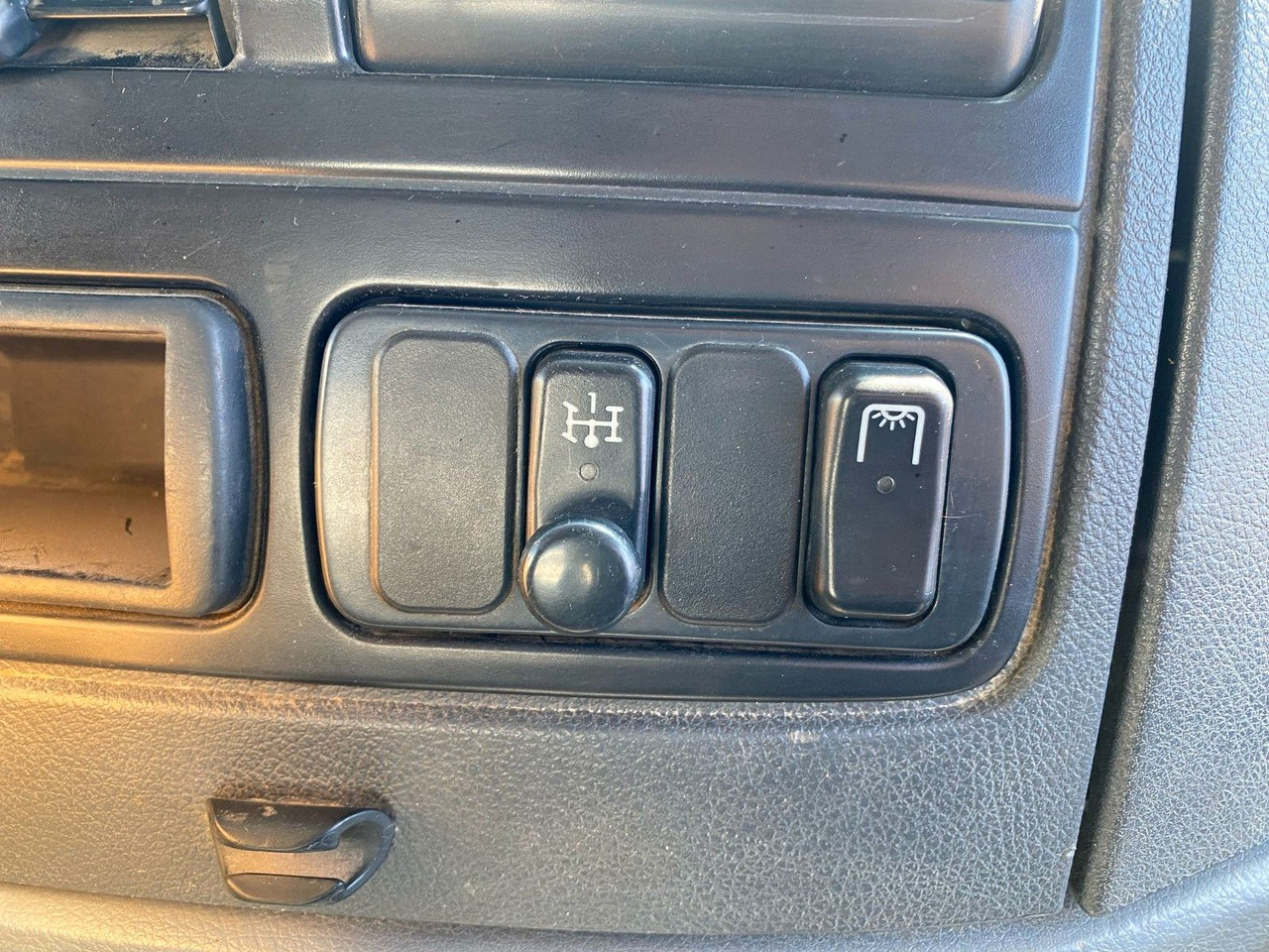 Camión volquete Mercedes-Benz Axor 2 C 4-Achser 3243 8x4 Kipp RETARDER MEILLER: foto 15