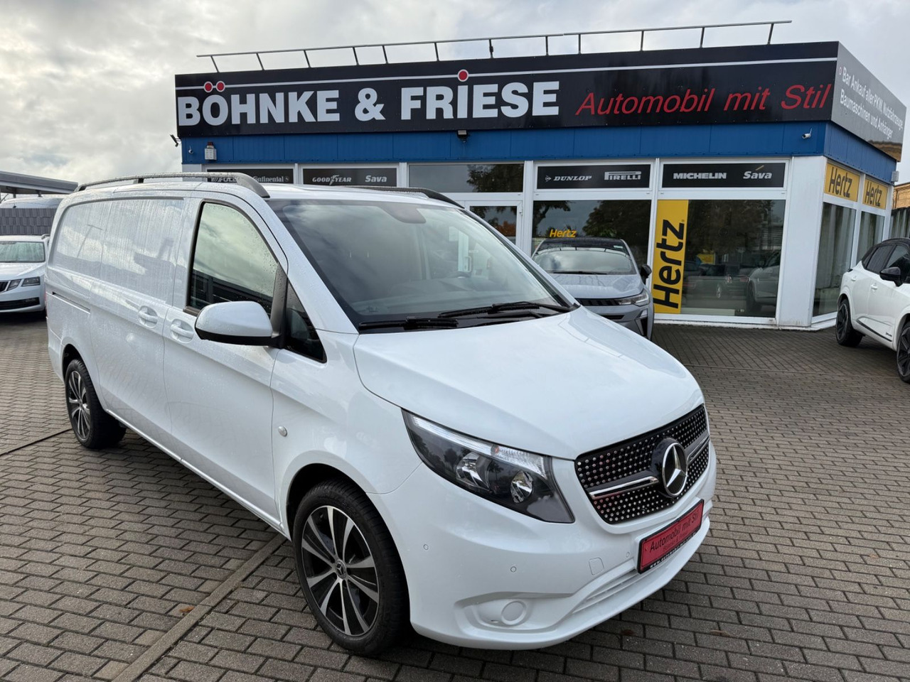 Mercedes-Benz Vito Kasten 114 CDI RWD lang KLIMA NAVI KAMERA P - Furgoneta de pasajeros: foto 1 Mercedes-Benz Vito Kasten 114 CDI RWD lang KLIMA NAVI KAMERA P - Furgoneta de pasajeros: foto 1