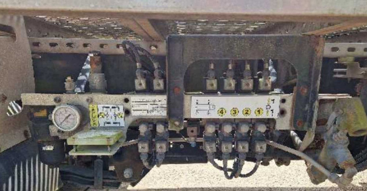 Camión con plataforma elevadora Nissan CABSTAR 35.11 HUBARBEITSBÜHNE LIFT 23 METER NEU: foto 6
