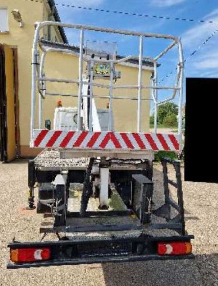 Camión con plataforma elevadora Nissan CABSTAR 35.11 HUBARBEITSBÜHNE LIFT 23 METER NEU: foto 9