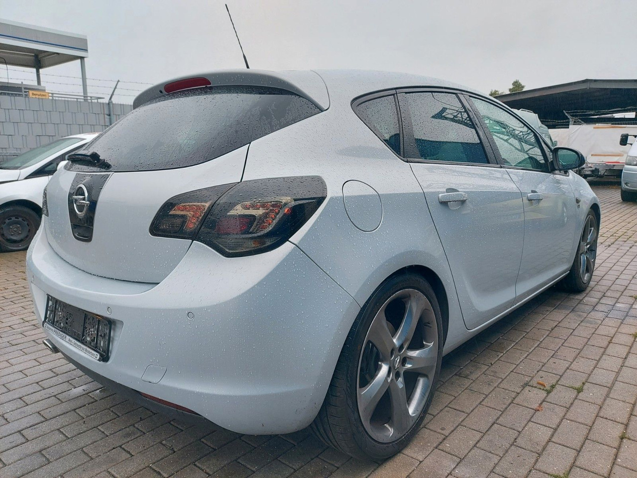 Opel Astra J Lim. 5-trg. 150 Jahre Opel Xenon Leder - Sedan: foto 3 Opel Astra J Lim. 5-trg. 150 Jahre Opel Xenon Leder - Sedan: foto 3