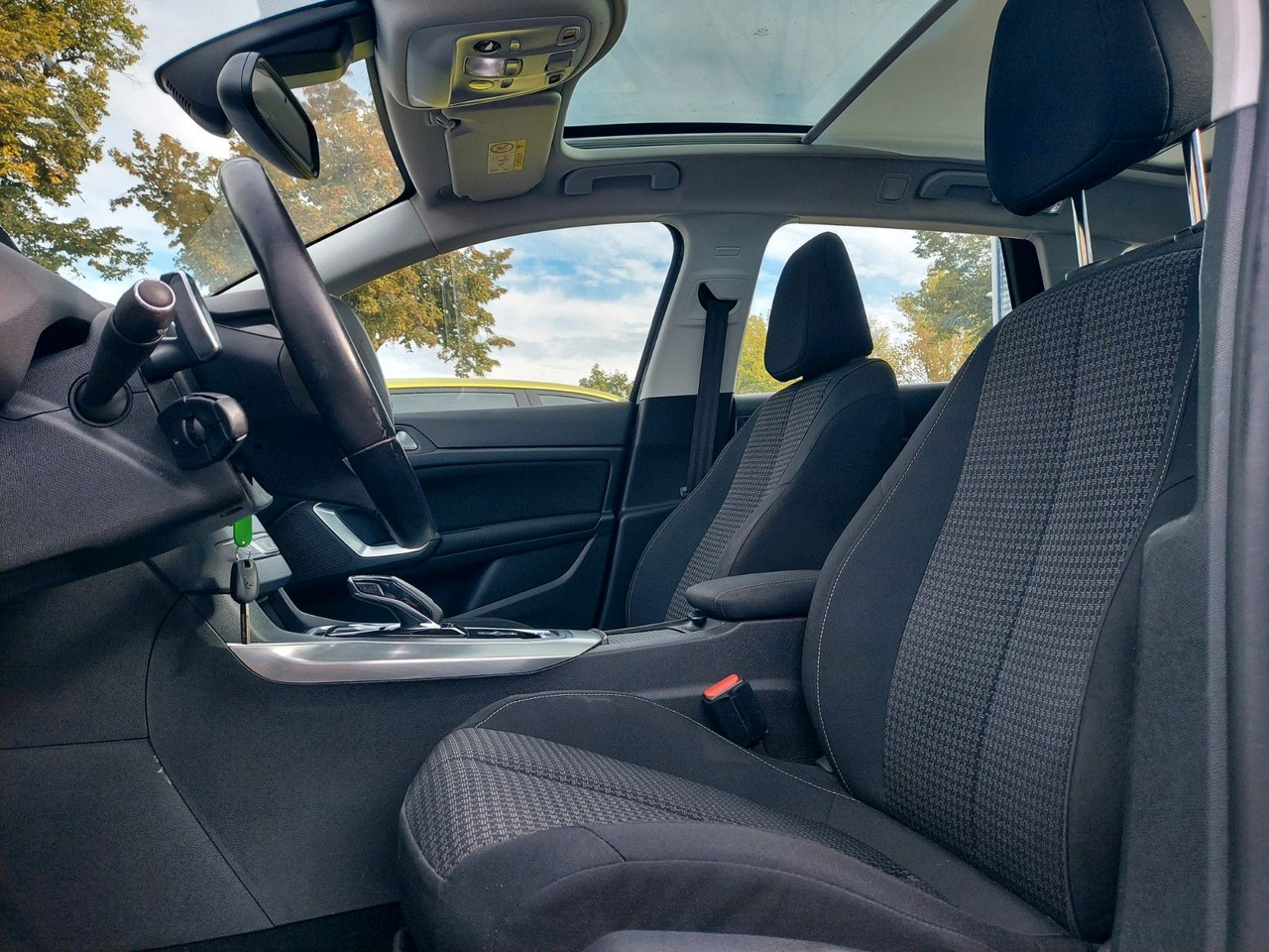 Peugeot 308 SW Active Business Panorama DAB Navi LED - Coche familiar: foto 3 Peugeot 308 SW Active Business Panorama DAB Navi LED - Coche familiar: foto 3