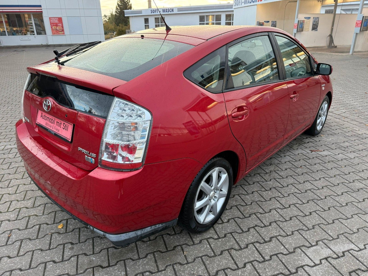 Toyota Prius Sol Automatik Klima Tempomat Bluetooth - Sedan: foto 3 Toyota Prius Sol Automatik Klima Tempomat Bluetooth - Sedan: foto 3