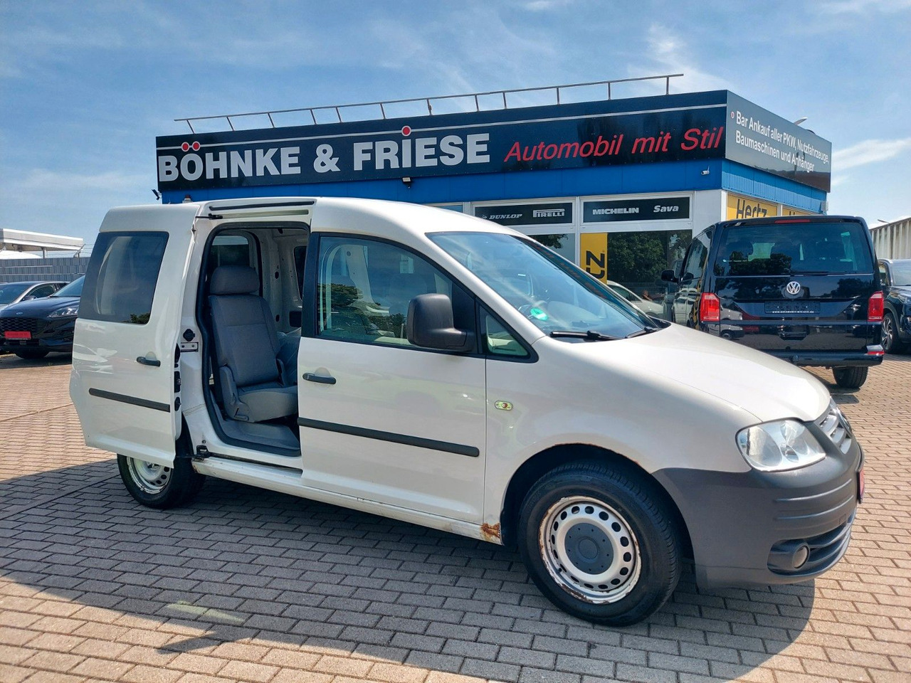 Volkswagen Caddy Kombi 1.9 Tdi Klima max. 5 Sitze AHK - Furgoneta de pasajeros: foto 1 Volkswagen Caddy Kombi 1.9 Tdi Klima max. 5 Sitze AHK - Furgoneta de pasajeros: foto 1