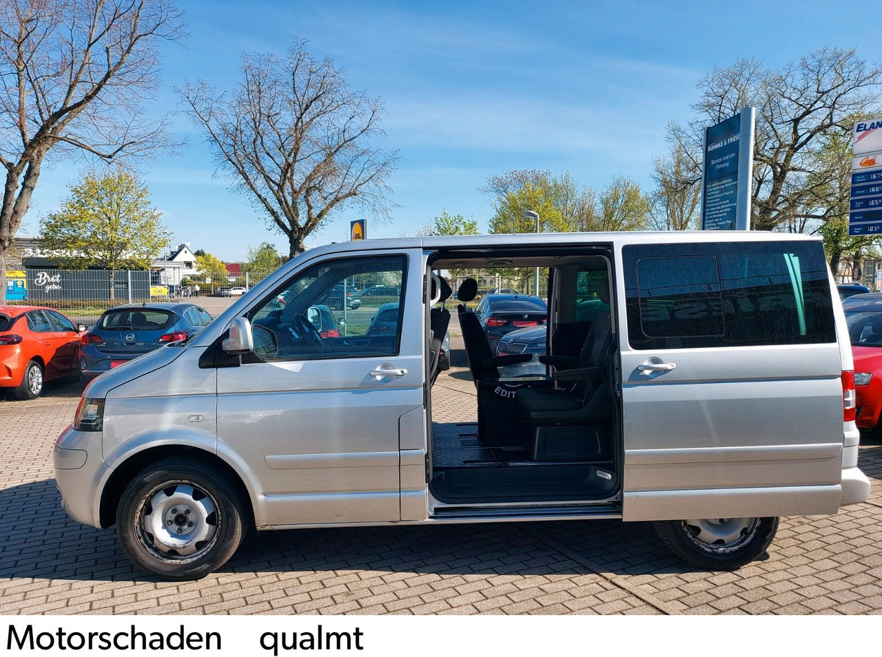 Volkswagen T5 Multivan Bus Comfortline 7 Sitze SHZ AHK Volkswagen T5 Multivan Bus Comfortline 7 Sitze SHZ AHK - Minibús, Furgoneta de pasajeros: foto 1 Volkswagen T5 Multivan Bus Comfortline 7 Sitze SHZ AHK Volkswagen T5 Multivan Bus Comfortline 7 Sitze SHZ AHK - Minibús, Furgoneta de pasajeros: foto 1