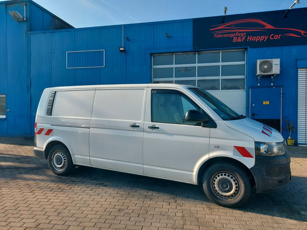 Volkswagen T5 Transporter Kasten Kombi lang 4Motion - Furgoneta de pasajeros: foto 1 Volkswagen T5 Transporter Kasten Kombi lang 4Motion - Furgoneta de pasajeros: foto 1