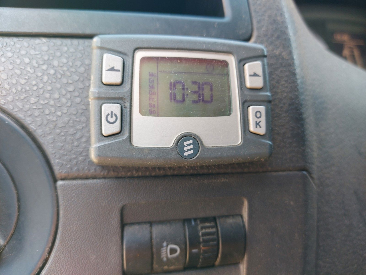 Volkswagen T5 Transporter Kasten Kombi lang 4Motion - Furgoneta de pasajeros: foto 4 Volkswagen T5 Transporter Kasten Kombi lang 4Motion - Furgoneta de pasajeros: foto 4