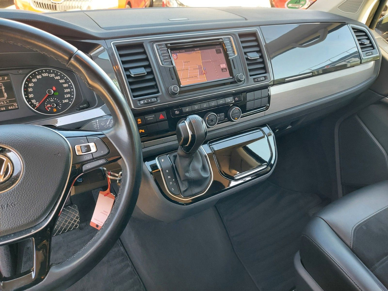 Furgoneta de pasajeros Volkswagen T6 Multivan Bus DSG Alcantara Navi 2XSchiebetür: foto 16