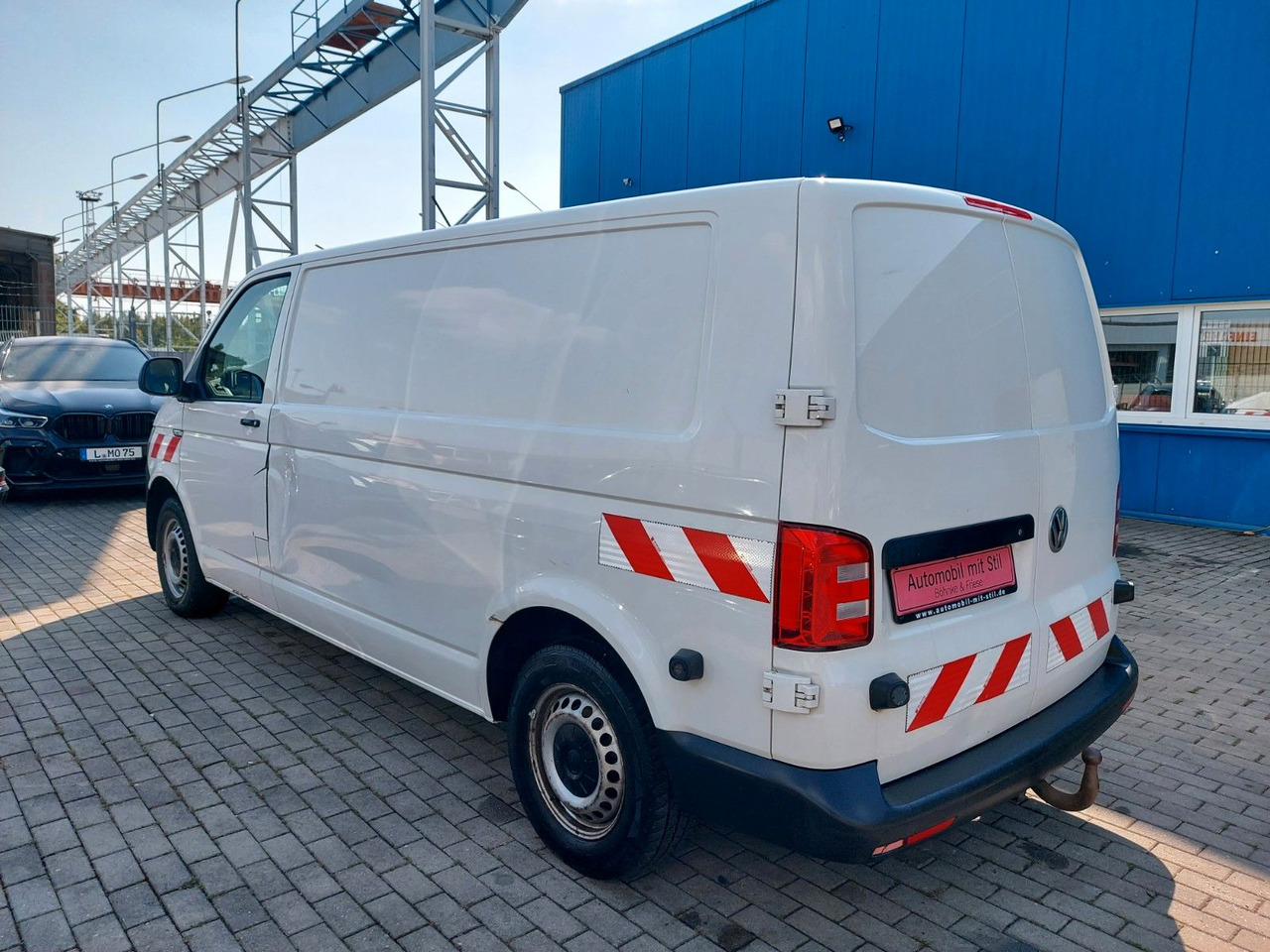 Volkswagen T6 Transporter Kasten Kombi lang Motorschaden - Furgoneta de pasajeros: foto 5 Volkswagen T6 Transporter Kasten Kombi lang Motorschaden - Furgoneta de pasajeros: foto 5
