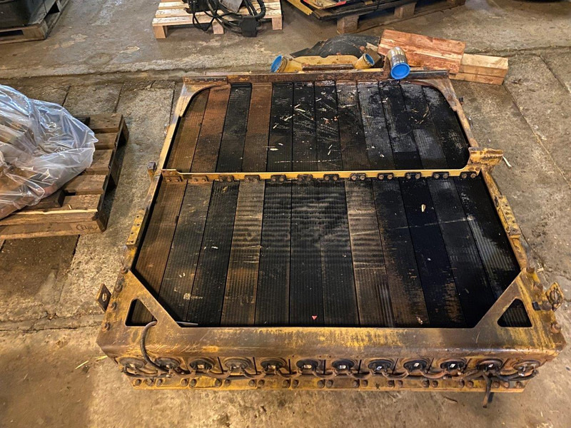 Caterpillar D11 Radiator GP 1569846 - Radiador: foto 1 Caterpillar D11 Radiator GP 1569846 - Radiador: foto 1