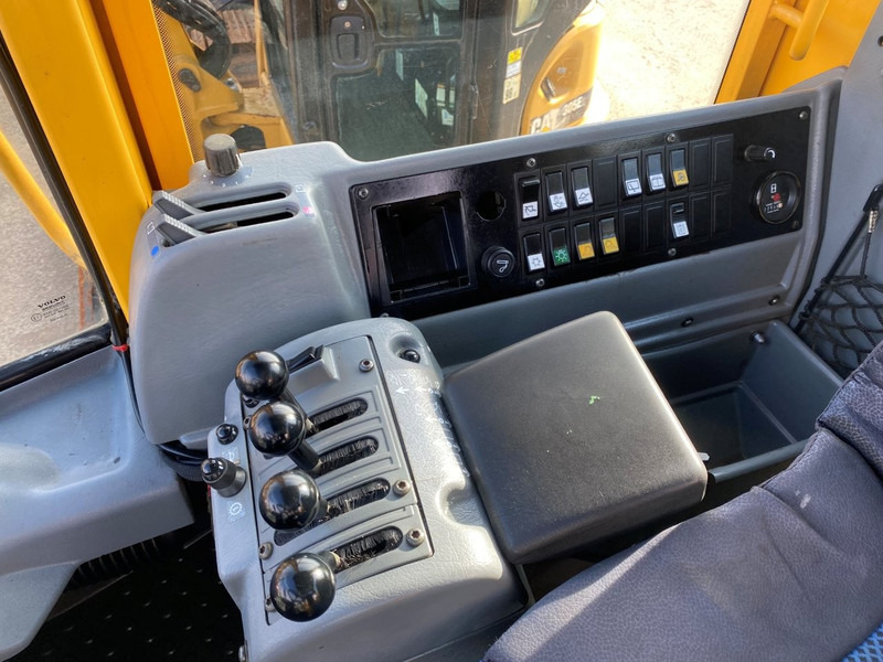 Volvo L90E NVT - Cargadora de ruedas: foto 5 Volvo L90E NVT - Cargadora de ruedas: foto 5