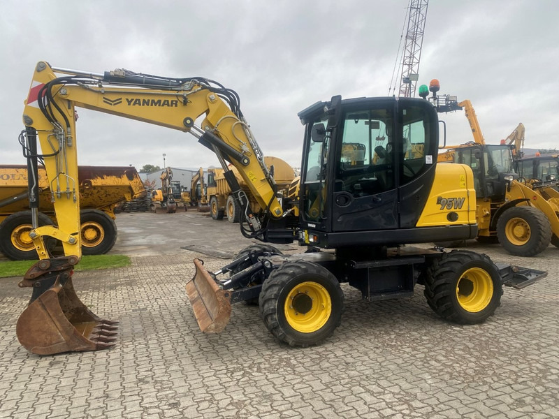 Yanmar B95w NVT - Excavadora de ruedas: foto 1 Yanmar B95w NVT - Excavadora de ruedas: foto 1