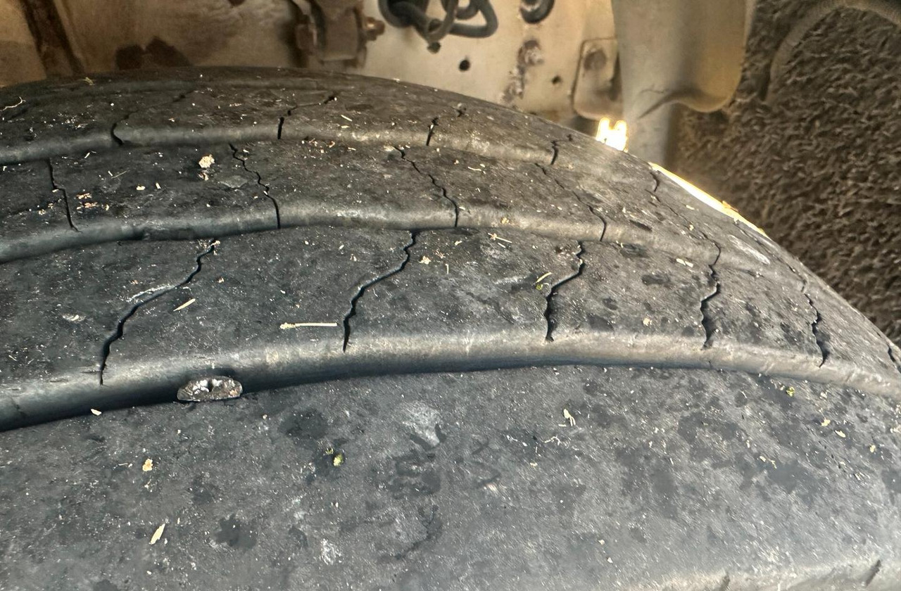 Camión caja cerrada DAF LF 55.220 FURGONE 8 MT.: foto 10 Camión caja cerrada DAF LF 55.220 FURGONE 8 MT.: foto 10