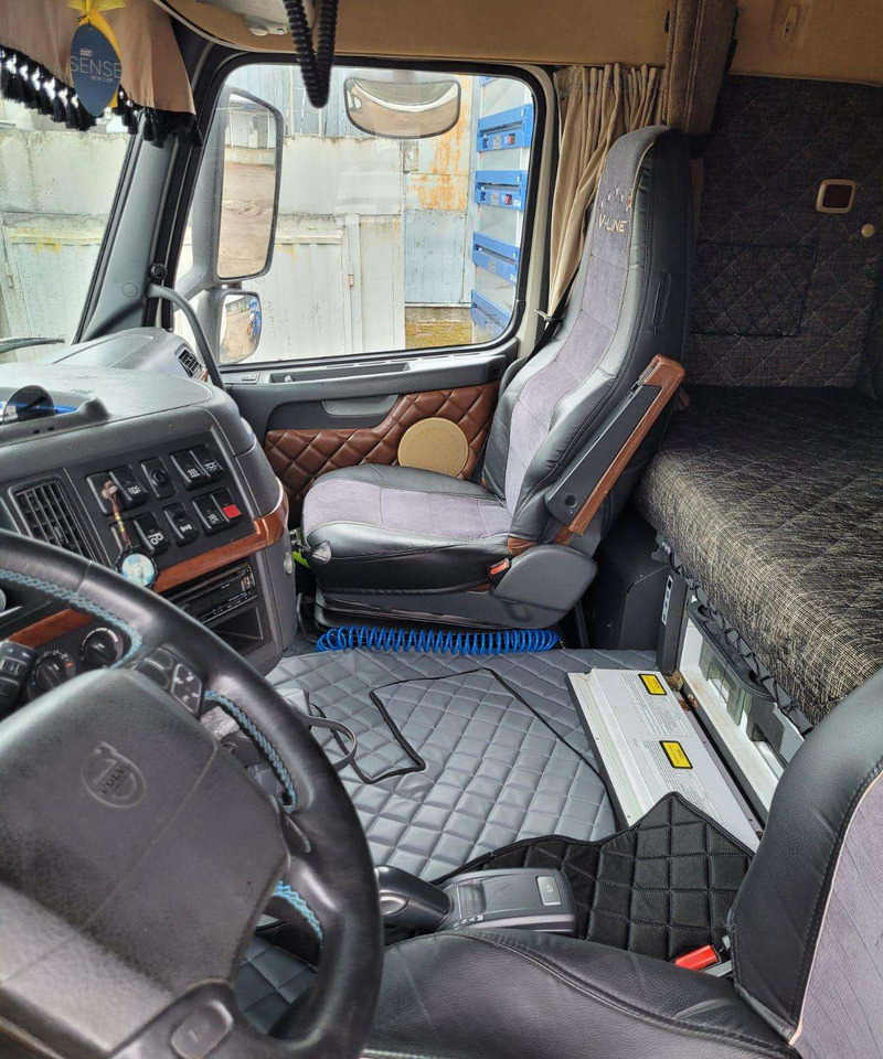 Volvo FH13 440AG - Cabeza tractora: foto 4 Volvo FH13 440AG - Cabeza tractora: foto 4