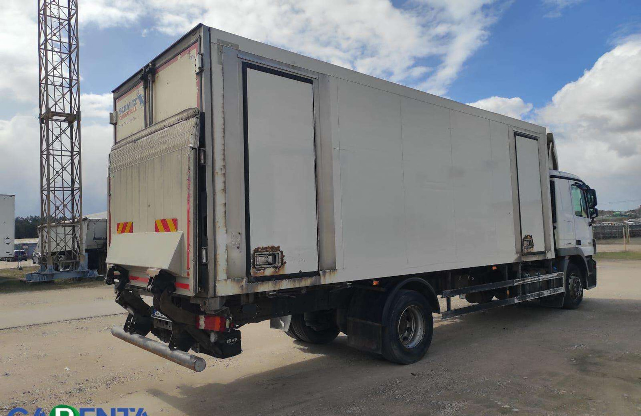 Mercedes-Benz ACTROS 1832 - Camión frigorífico: foto 3 Mercedes-Benz ACTROS 1832 - Camión frigorífico: foto 3