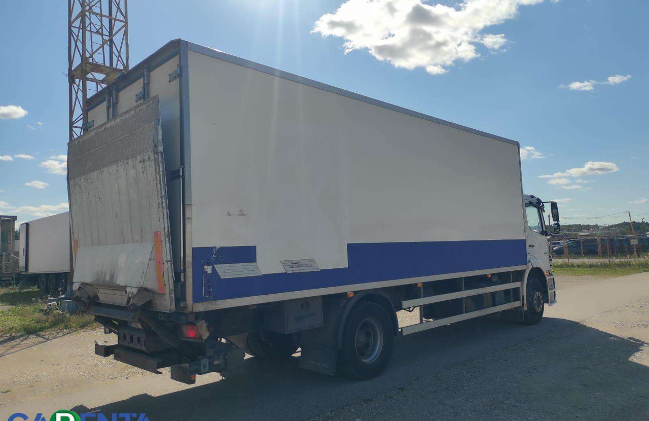Mercedes-Benz AXOR 18L - Camión frigorífico: foto 3 Mercedes-Benz AXOR 18L - Camión frigorífico: foto 3