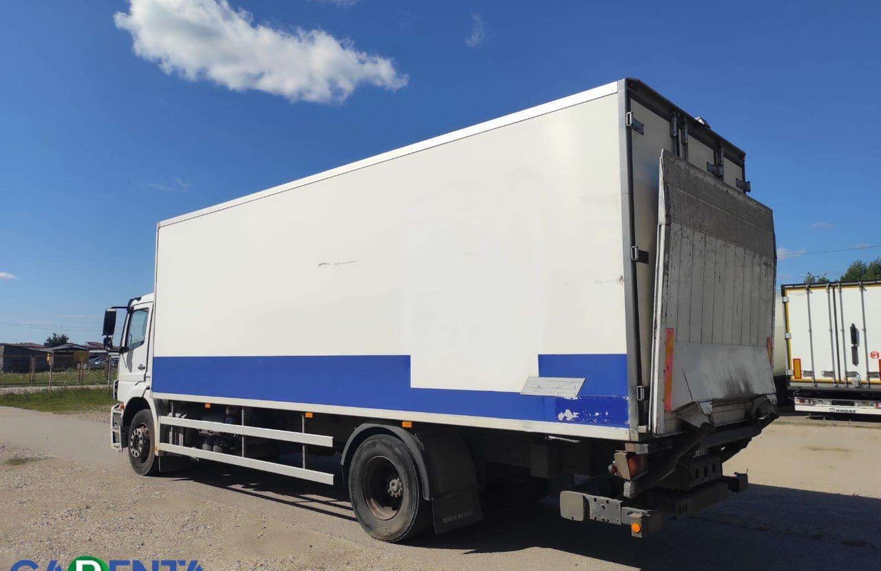 Mercedes-Benz AXOR 18L - Camión frigorífico: foto 4 Mercedes-Benz AXOR 18L - Camión frigorífico: foto 4