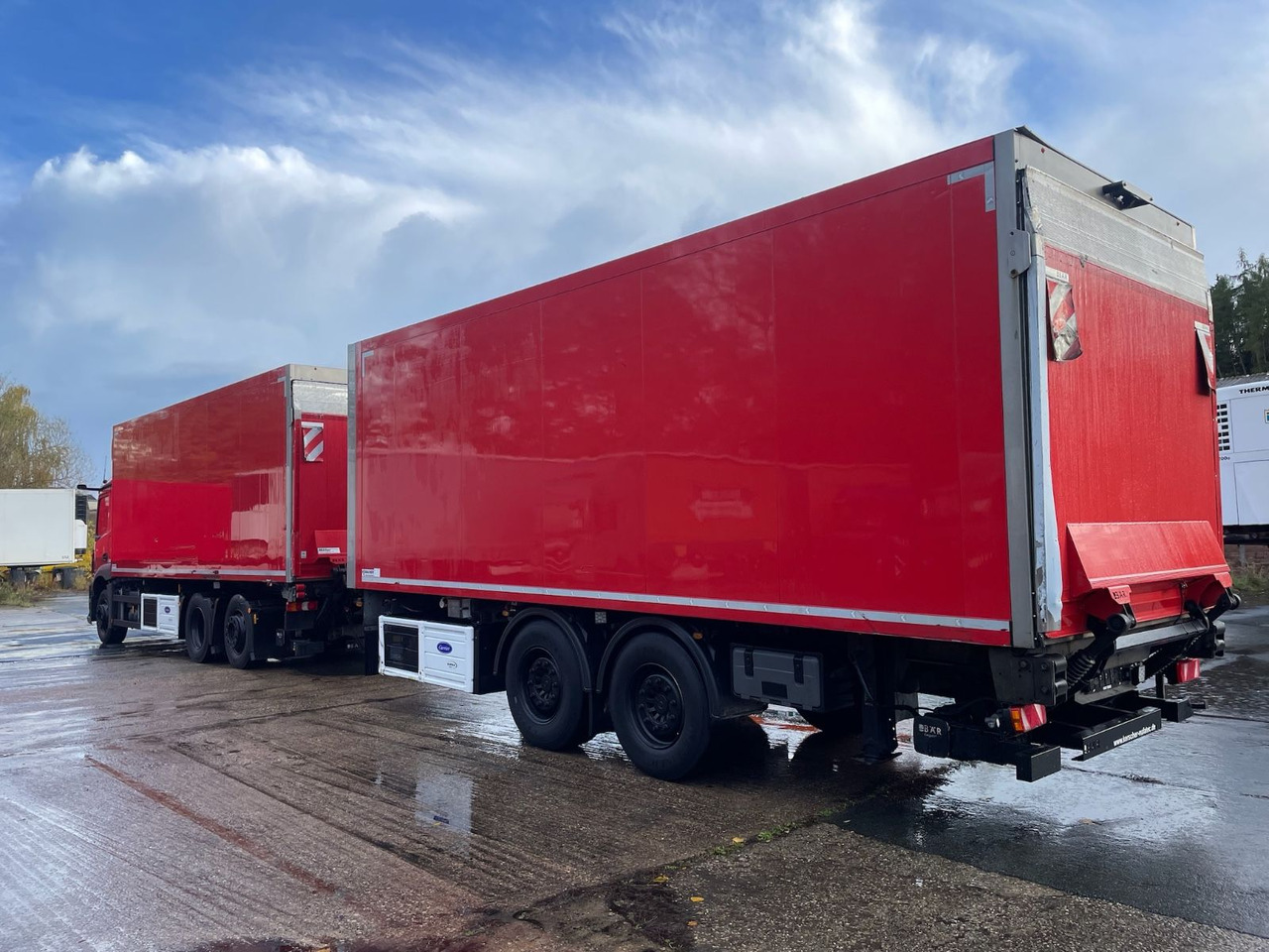 Mercedes-Benz Actros 2543 6x2 Kühlkoffer/CARRIER/KERSCHER/EU6d - Camión frigorífico: foto 4 Mercedes-Benz Actros 2543 6x2 Kühlkoffer/CARRIER/KERSCHER/EU6d - Camión frigorífico: foto 4