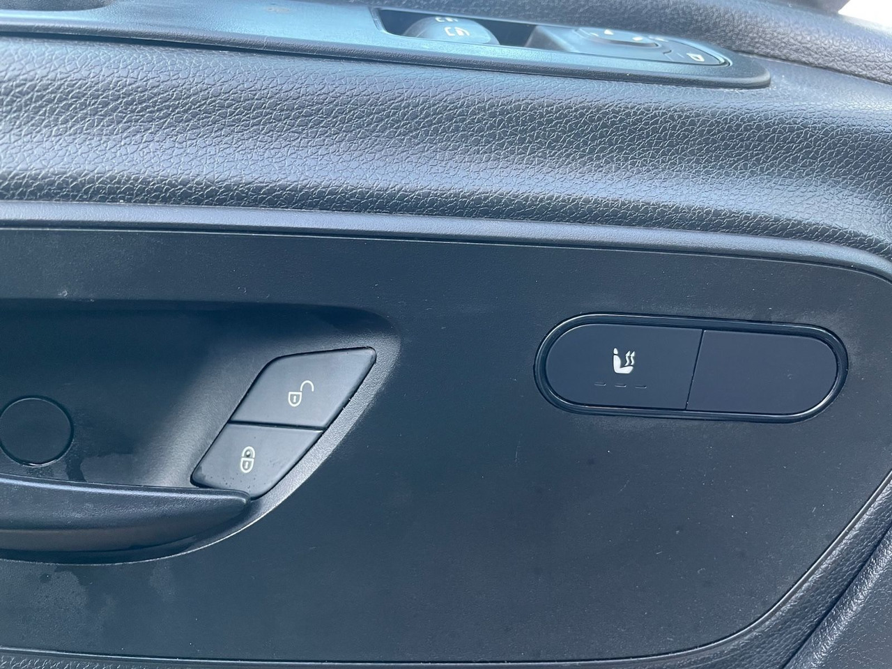 Leasing de  Mercedes-Benz eSprinter L2H2 Kastenwagen/UPS/47KW/AC/Kamera Mercedes-Benz eSprinter L2H2 Kastenwagen/UPS/47KW/AC/Kamera: foto 16