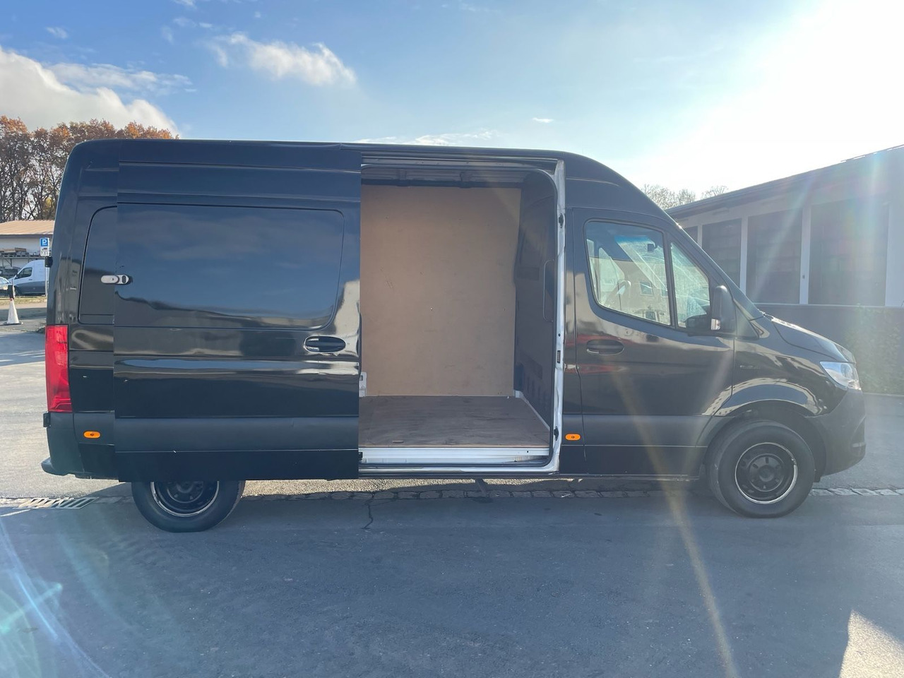 Leasing de  Mercedes-Benz eSprinter L2H2 Kastenwagen/UPS/47KW/AC/Kamera Mercedes-Benz eSprinter L2H2 Kastenwagen/UPS/47KW/AC/Kamera: foto 10