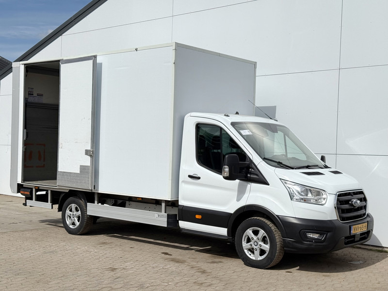 Ford Transit 2.0 TDCI 130PK Laadklep Airco Cruise Control 360 Camera Bakwagen Meubelbak - Furgoneta caja cerrada: foto 5 Ford Transit 2.0 TDCI 130PK Laadklep Airco Cruise Control 360 Camera Bakwagen Meubelbak - Furgoneta caja cerrada: foto 5