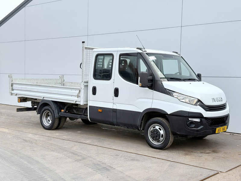 Iveco Daily 35C14 2.3 Dubbele Cabine Dubbellucht 7 Stoelen Airco Cruise Control Trekhaak 3.5t Tipper Benne Kipper - Furgoneta basculante, Furgoneta combi: foto 5 Iveco Daily 35C14 2.3 Dubbele Cabine Dubbellucht 7 Stoelen Airco Cruise Control Trekhaak 3.5t Tipper Benne Kipper - Furgoneta basculante, Furgoneta combi: foto 5