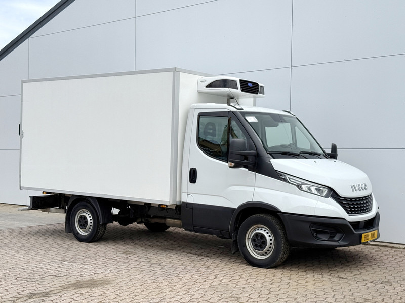Iveco Daily 35S14 2.3 Automaat Climate Control Cruise Control Camera Standkachel Kuhlkoffer Koelwagen - Furgoneta frigorifica: foto 4 Iveco Daily 35S14 2.3 Automaat Climate Control Cruise Control Camera Standkachel Kuhlkoffer Koelwagen - Furgoneta frigorifica: foto 4