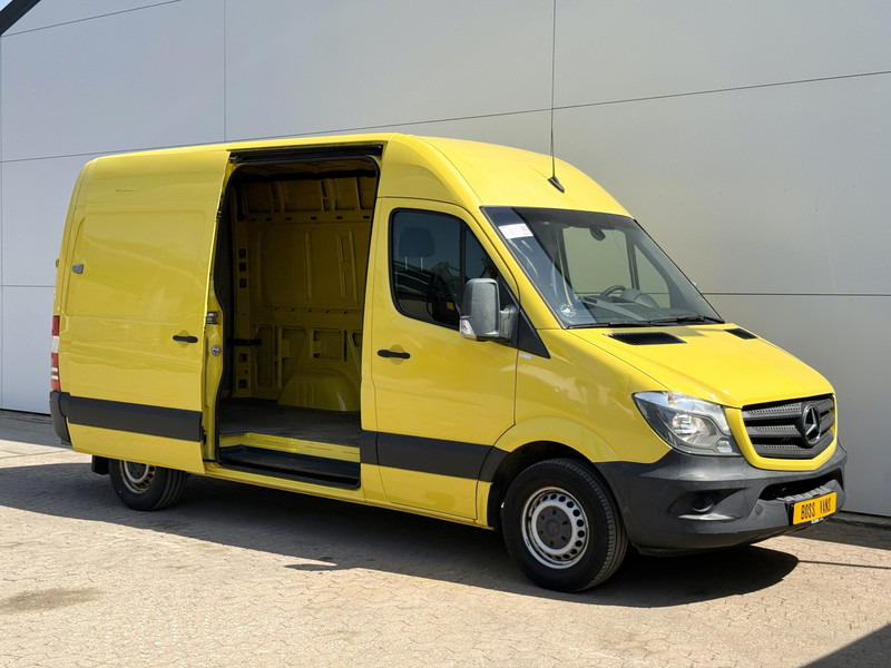Mercedes-Benz Sprinter 319 3.0 CDI V6 Automaat L2H2 Climate Control Cruise Control Trekhaak Camera Stoelverwarming - Furgón: foto 5 Mercedes-Benz Sprinter 319 3.0 CDI V6 Automaat L2H2 Climate Control Cruise Control Trekhaak Camera Stoelverwarming - Furgón: foto 5