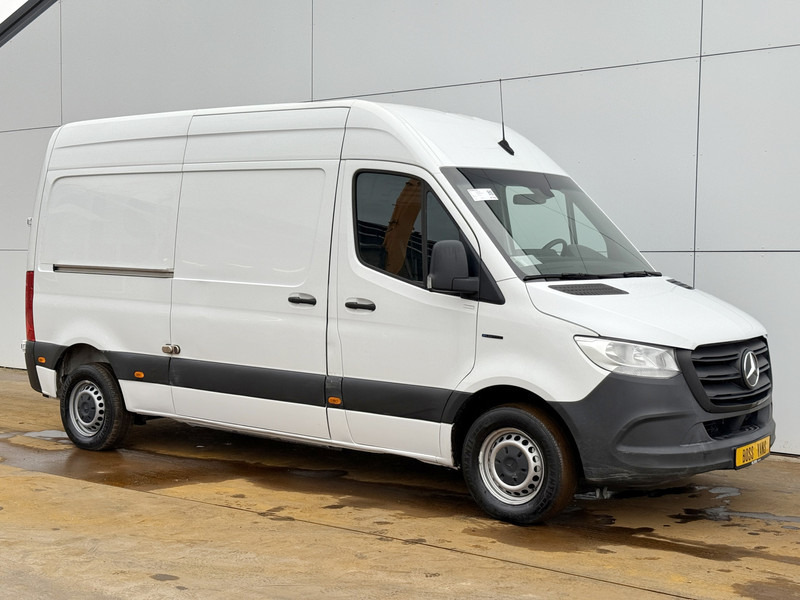 Mercedes-Benz eSprinter 312 55kWh ALL-IN PRIJS L2H2 55kWh 168km WLTP 80kw Snelladen Climate Control Stoelverwarming - Furgón, Furgoneta eléctrica: foto 4 Mercedes-Benz eSprinter 312 55kWh ALL-IN PRIJS L2H2 55kWh 168km WLTP 80kw Snelladen Climate Control Stoelverwarming - Furgón, Furgoneta eléctrica: foto 4