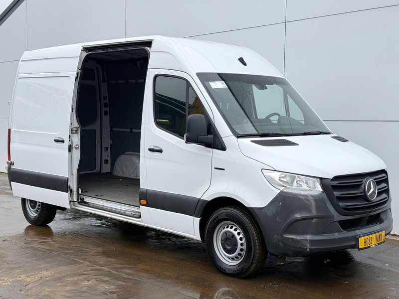 Mercedes-Benz eSprinter 312 55kwh ALL-IN PRIJS L2H2 55kWh 168km WLTP 80kw Snelladen Climate Control Stoelverwarming - Furgón, Furgoneta eléctrica: foto 5 Mercedes-Benz eSprinter 312 55kwh ALL-IN PRIJS L2H2 55kWh 168km WLTP 80kw Snelladen Climate Control Stoelverwarming - Furgón, Furgoneta eléctrica: foto 5