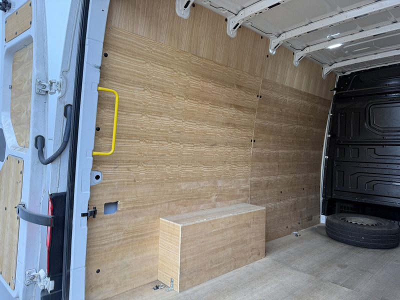 Furgón Volkswagen Crafter 2.0 TDI 140PK L3H3 Airco Cruise Control Carplay Parkeersensoren voor achter: foto 16