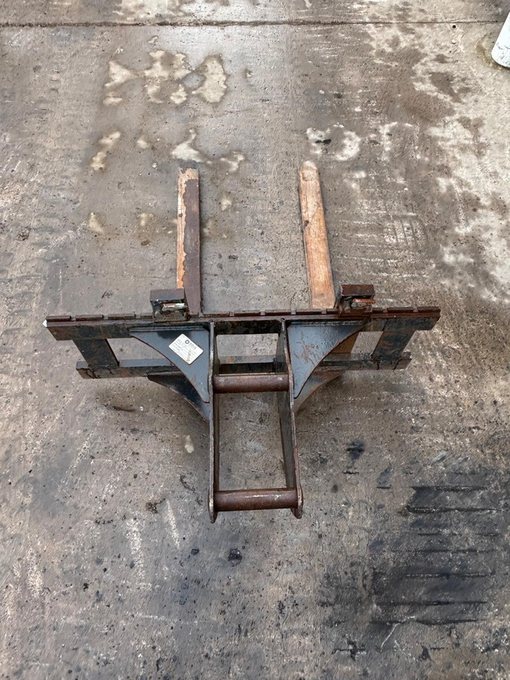 Titus Pallet Forks - Implemento para Maquinaria de construcción: foto 5 Titus Pallet Forks - Implemento para Maquinaria de construcción: foto 5