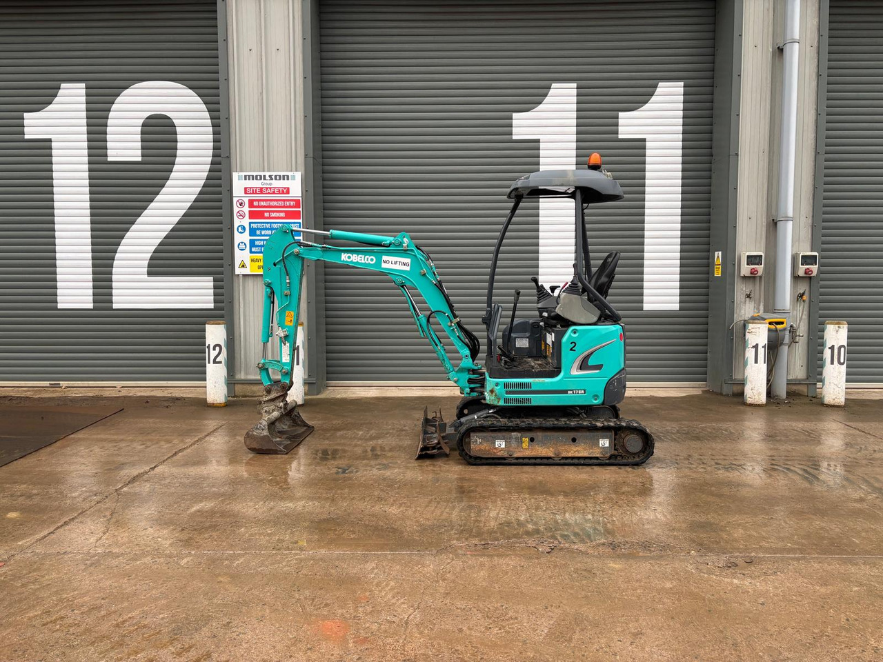 Kobelco SK17SR-3E - Miniexcavadora: foto 2 Kobelco SK17SR-3E - Miniexcavadora: foto 2