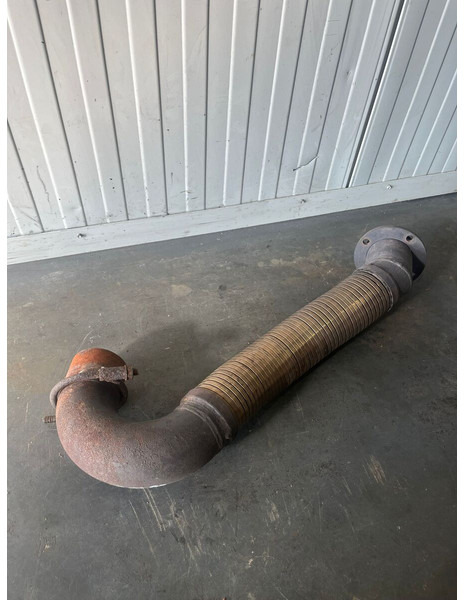 Liebherr A904 Li/A904C Li/R904/R904C - Tubo de escape: foto 1 Liebherr A904 Li/A904C Li/R904/R904C - Tubo de escape: foto 1