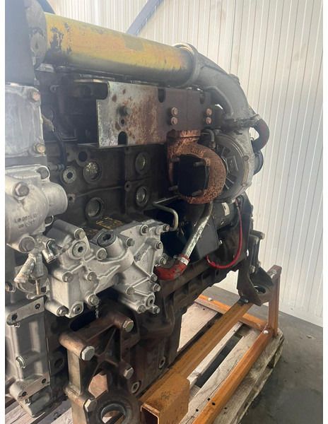 Liebherr A904 Li/A904C Li/R904/R904C - Motor: foto 4 Liebherr A904 Li/A904C Li/R904/R904C - Motor: foto 4