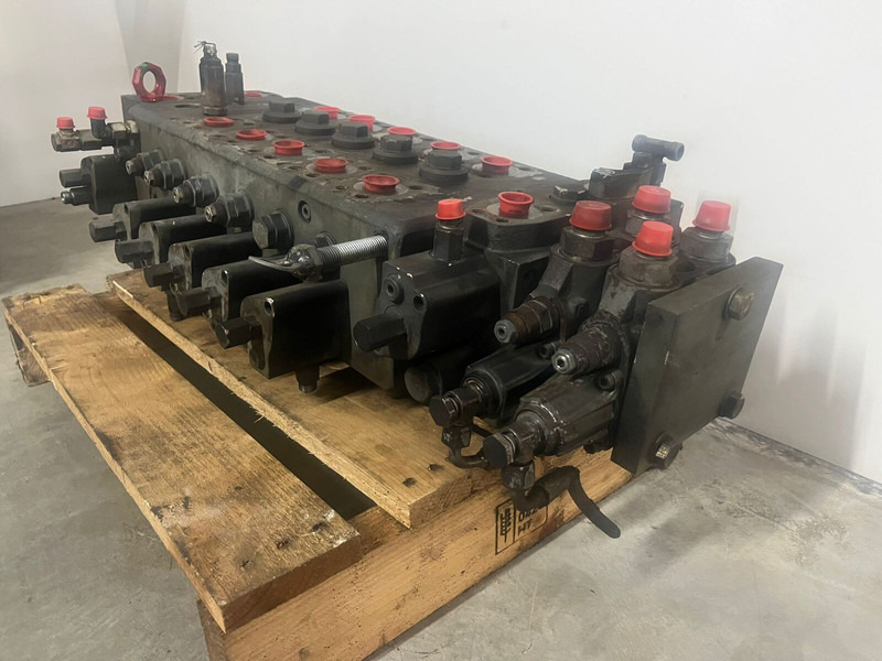 Liebherr Control Block - Hidráulica: foto 4 Liebherr Control Block - Hidráulica: foto 4